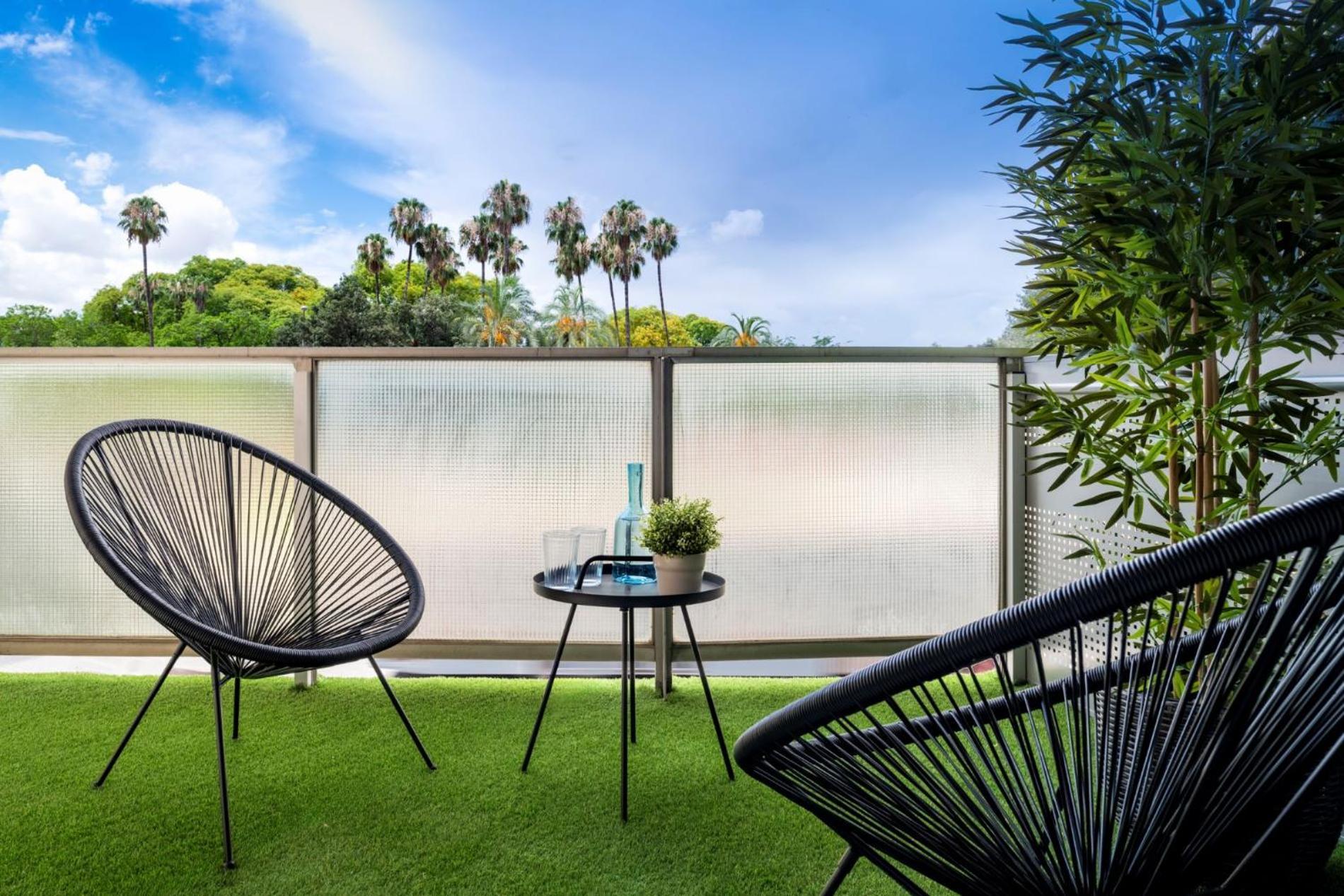 Magno Apartments Principe Seville Exterior photo